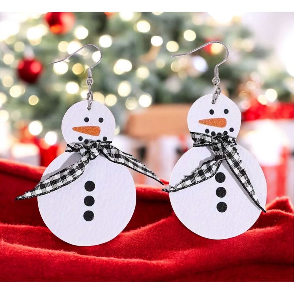 NWT White Leather Snowman Checkered Scarf Festive Dangle Earrings
